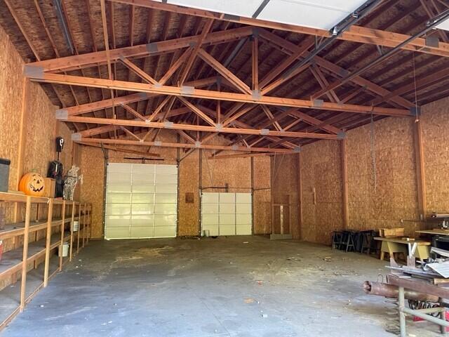 152039 Conestoga Road La Pine, OR 97739 - Photo 28 of 33 Inside shop