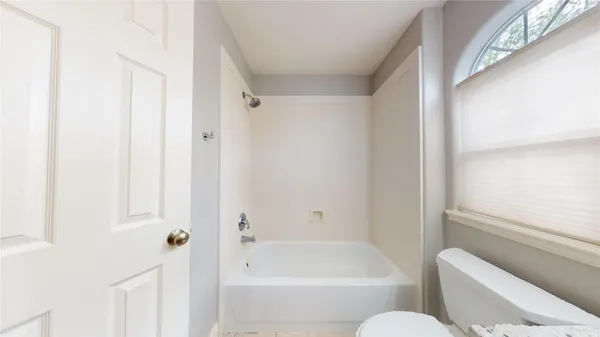 $3,200 | 328 Malone Street, Houston, TX 77007