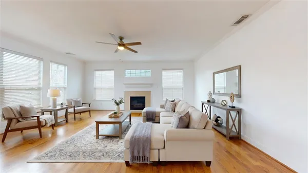 $3,200 | 328 Malone Street, Houston, TX 77007
