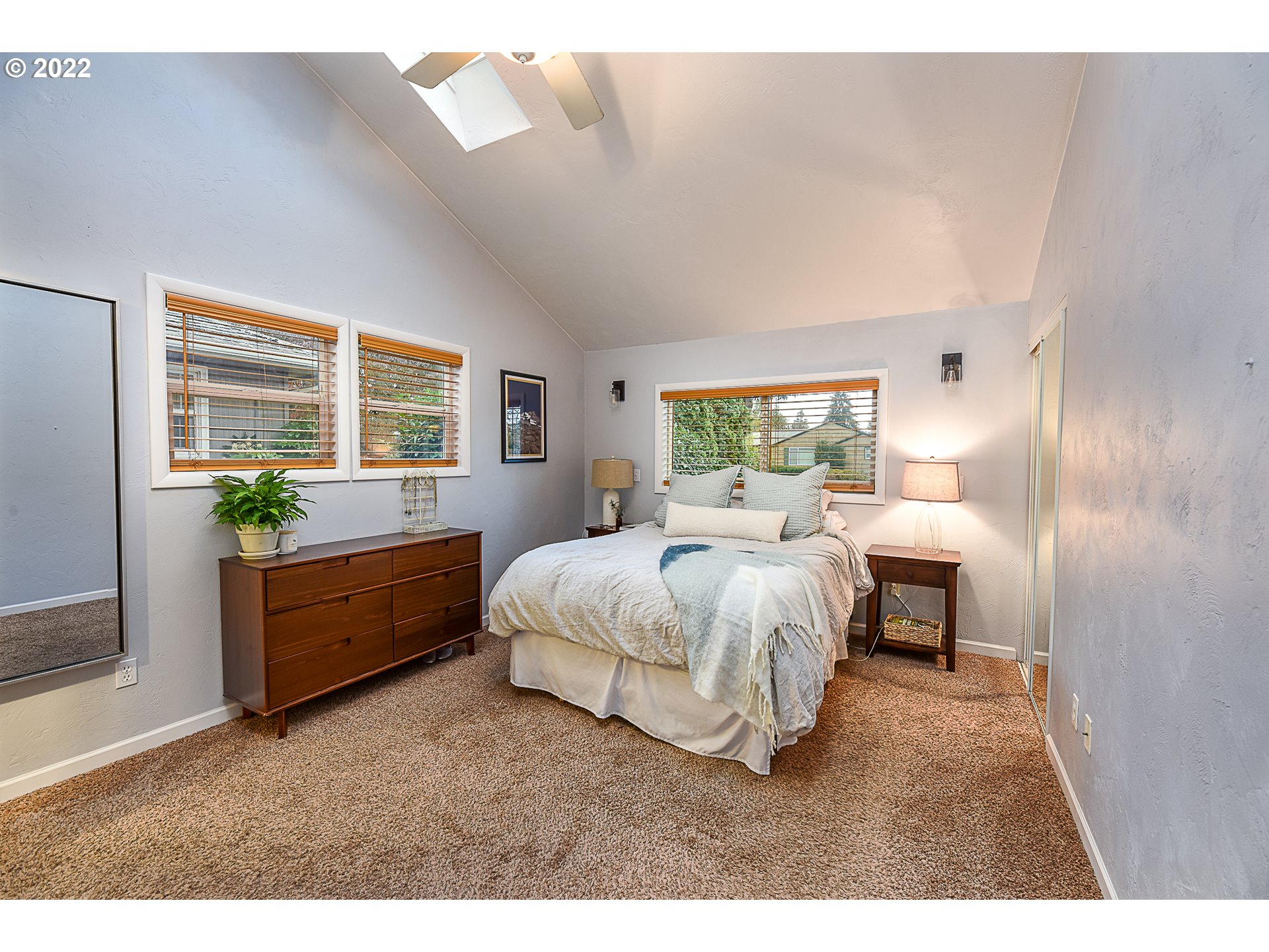 3241 Pheasant Boulevard Springfield, OR 97477 - Photo 16 of 28 a spacious bedroom with a bed and a window