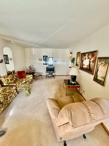 $179,900 | 2056 Market Street, Blue Island, IL 60406