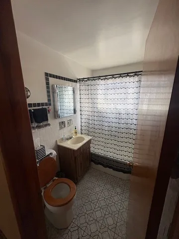 $179,900 | 2056 Market Street, Blue Island, IL 60406