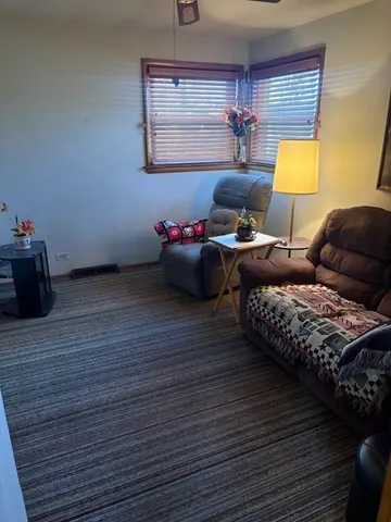 $179,900 | 2056 Market Street, Blue Island, IL 60406