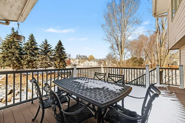 $654,900 | 7087 Wellington Lane North, Maple Grove, MN 55369
