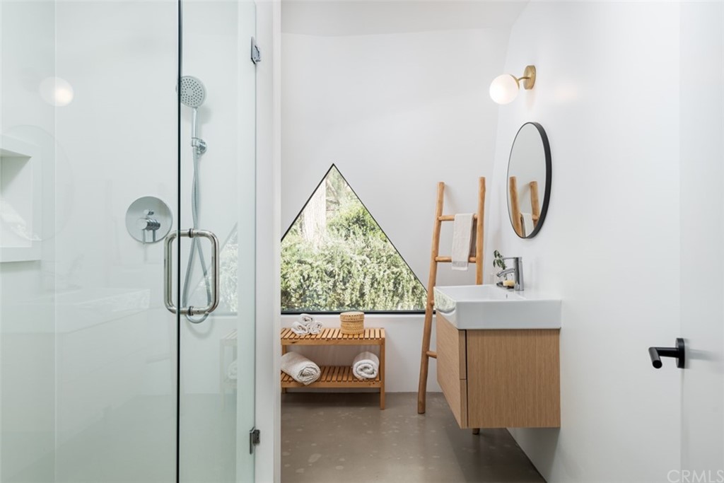 4935 San Jacinto Circle East Fallbrook, CA 92028 - Photo 24 of 53 a en suite bathroom with a granite countertop sink and a mirror