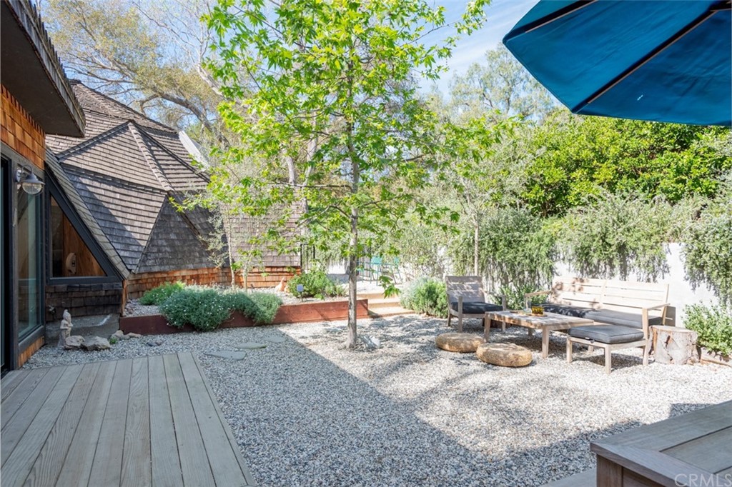 4935 San Jacinto Circle East Fallbrook, CA 92028 - Photo 27 of 53 a view of backyard with sitting area