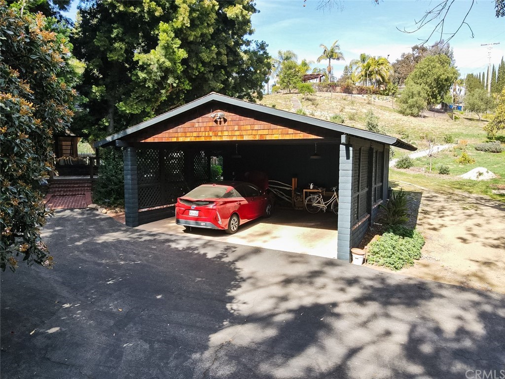 4935 San Jacinto Circle East Fallbrook, CA 92028 - Photo 39 of 53 a view of a street