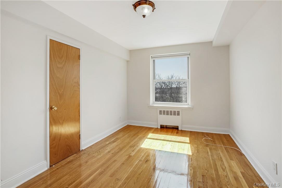 730 Pelham Road, Unit 3F New Rochelle, NY 10805 - Photo 15 of 26