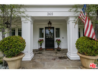 365 Broadway Costa Mesa, CA 92627 - Photo 2 of 37