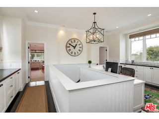 365 Broadway Costa Mesa, CA 92627 - Photo 17 of 37