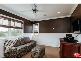 365 Broadway Costa Mesa, CA 92627 - Photo 29 of 37