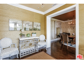 365 Broadway Costa Mesa, CA 92627 - Photo 4 of 37