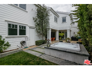 365 Broadway Costa Mesa, CA 92627 - Photo 34 of 37