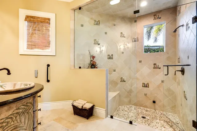 $10,500,000 | 4089 Southeast Old St Lucie Boulevard, Stuart, FL 34996