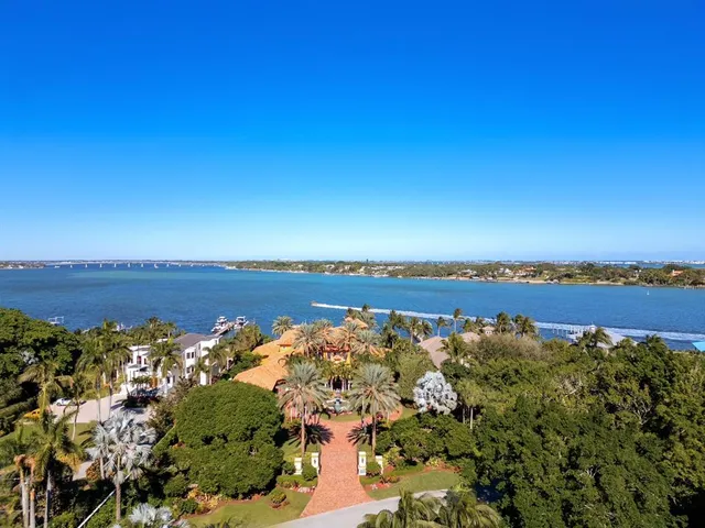 $10,500,000 | 4089 Southeast Old St Lucie Boulevard, Stuart, FL 34996