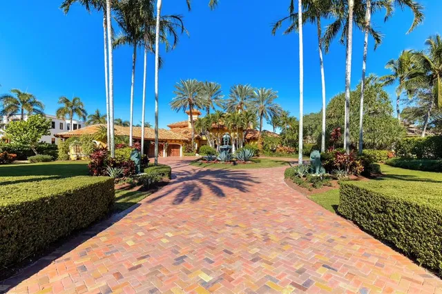 $10,500,000 | 4089 Southeast Old St Lucie Boulevard, Stuart, FL 34996