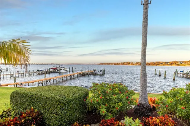 $10,500,000 | 4089 Southeast Old St Lucie Boulevard, Stuart, FL 34996