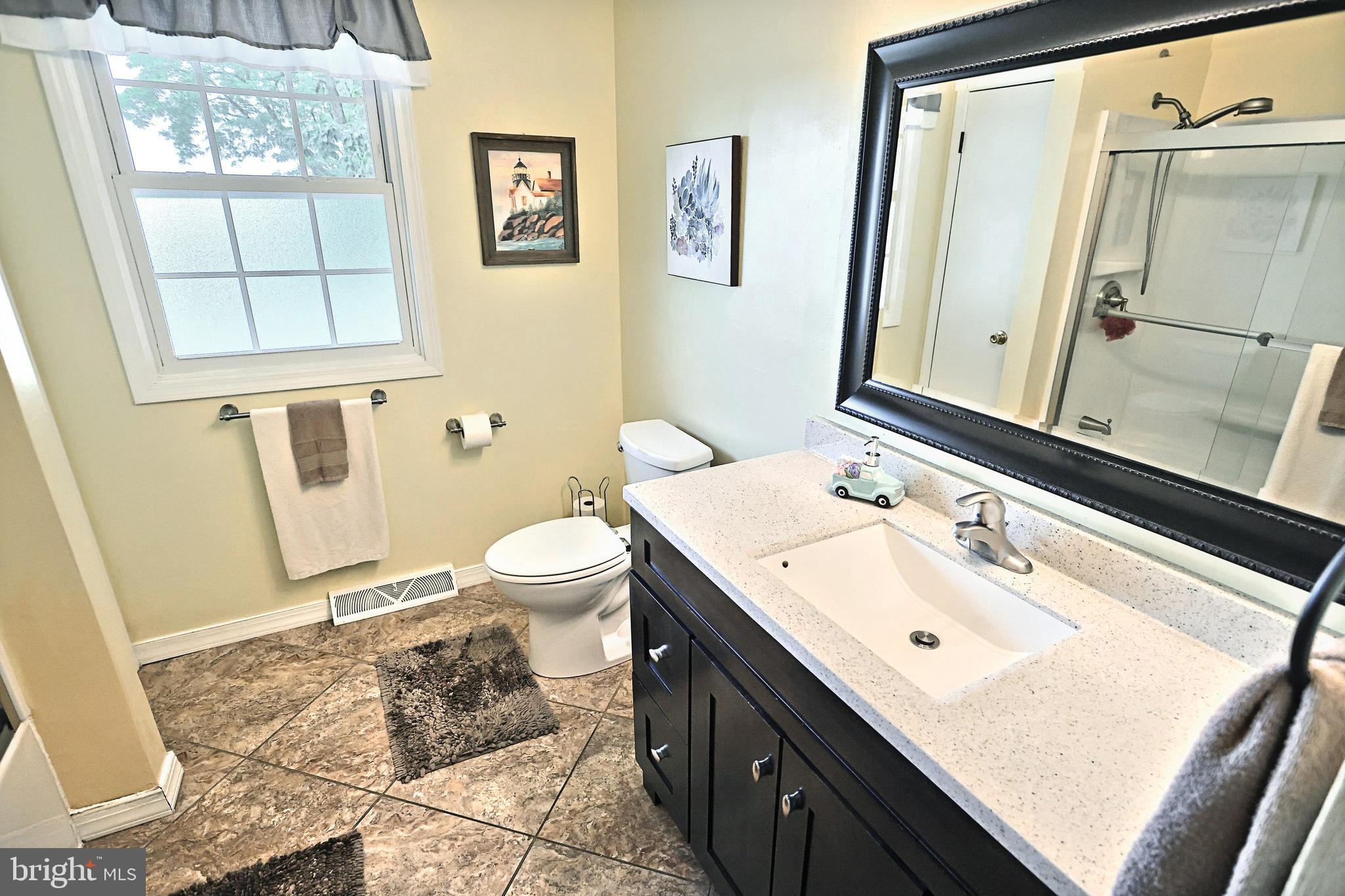 6451 Orefield Road Spring Grove, PA 17362 - Photo 20 of 45