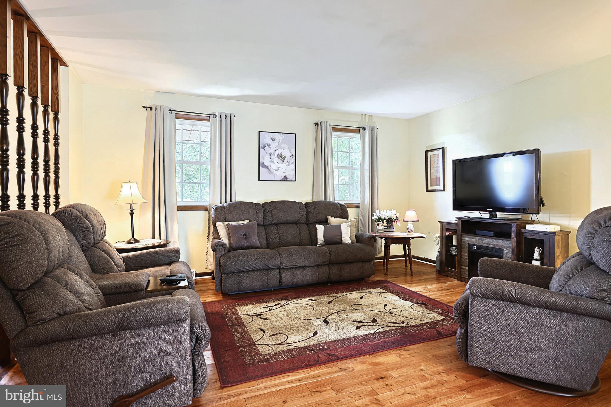 6451 Orefield Road Spring Grove, PA 17362 - Photo 8 of 45