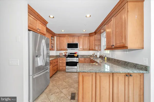 $560,000 | 47 Steeple Court, Germantown, MD 20874