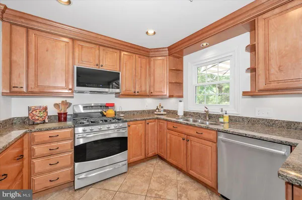 $560,000 | 47 Steeple Court, Germantown, MD 20874
