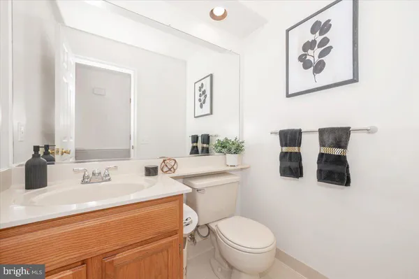 $560,000 | 47 Steeple Court, Germantown, MD 20874