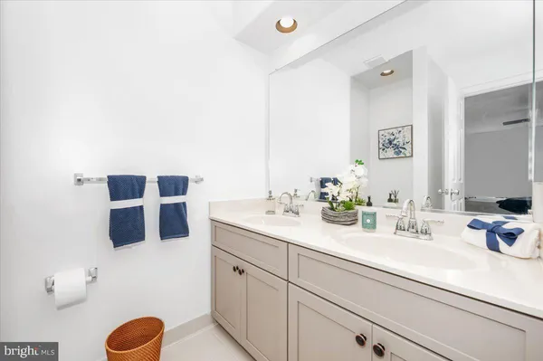 $560,000 | 47 Steeple Court, Germantown, MD 20874