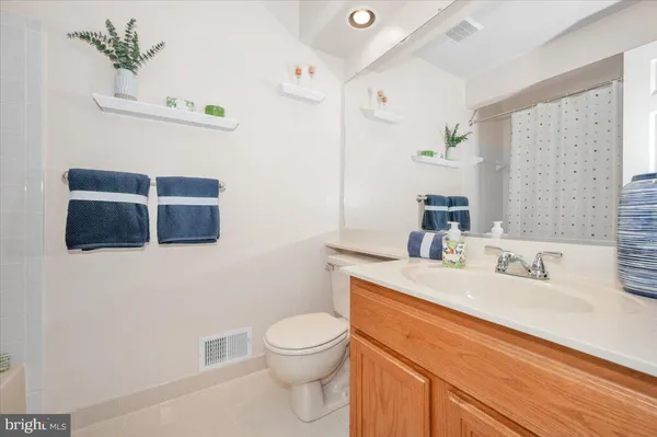 $560,000 | 47 Steeple Court, Germantown, MD 20874