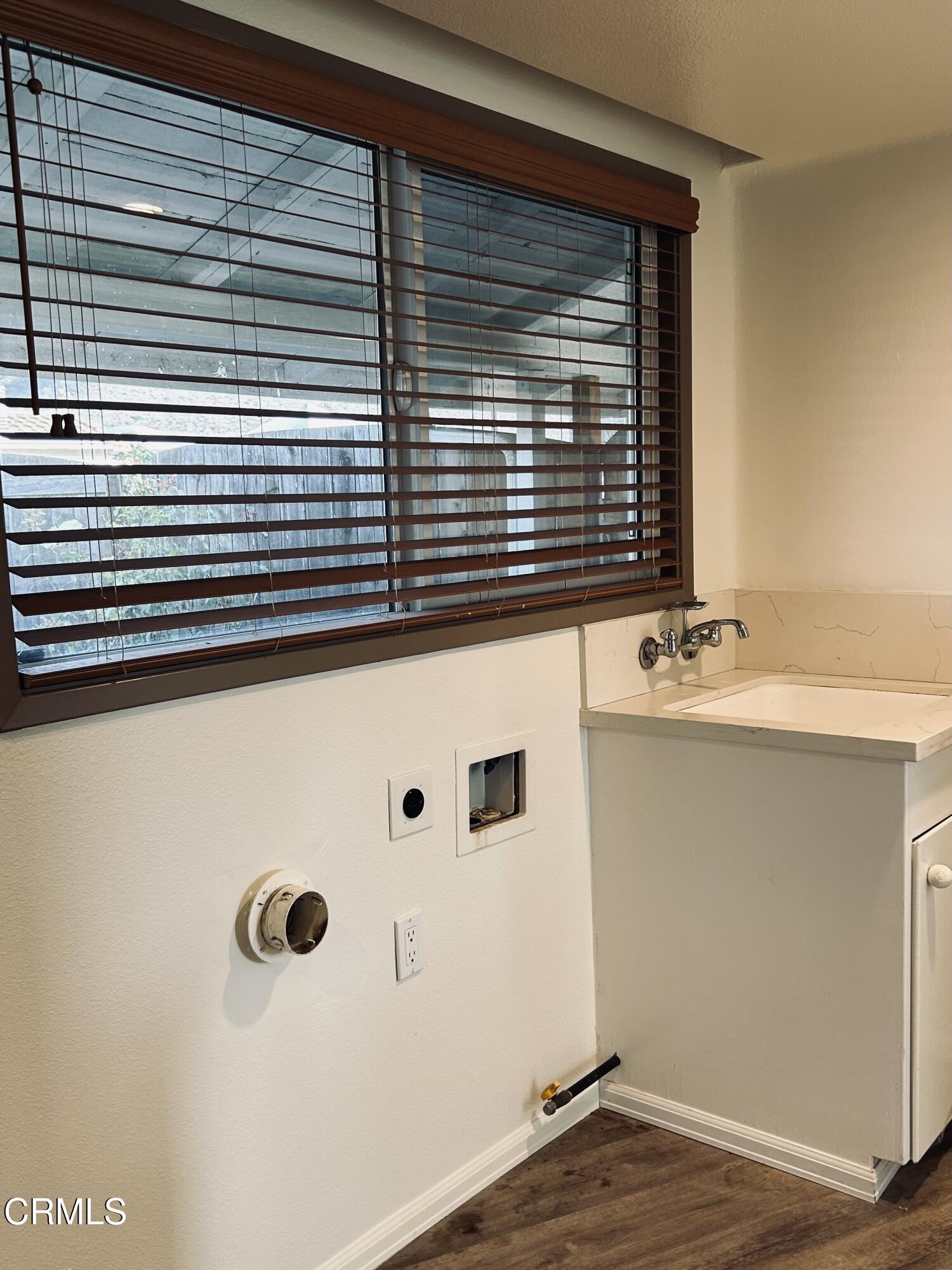 9630 Santa Rosa Road Camarillo, CA 93012 - Photo 19 of 35 a bathroom with a sink and a window