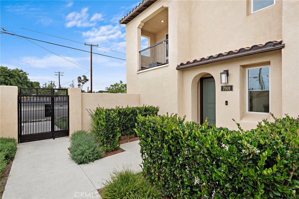 7001 Monarch Avenue Buena Park, CA 90621 - Photo 2 of 28