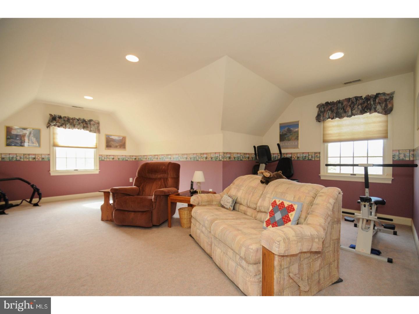 326 Heritage Road Sewell, NJ 08080 - Photo 17 of 25
