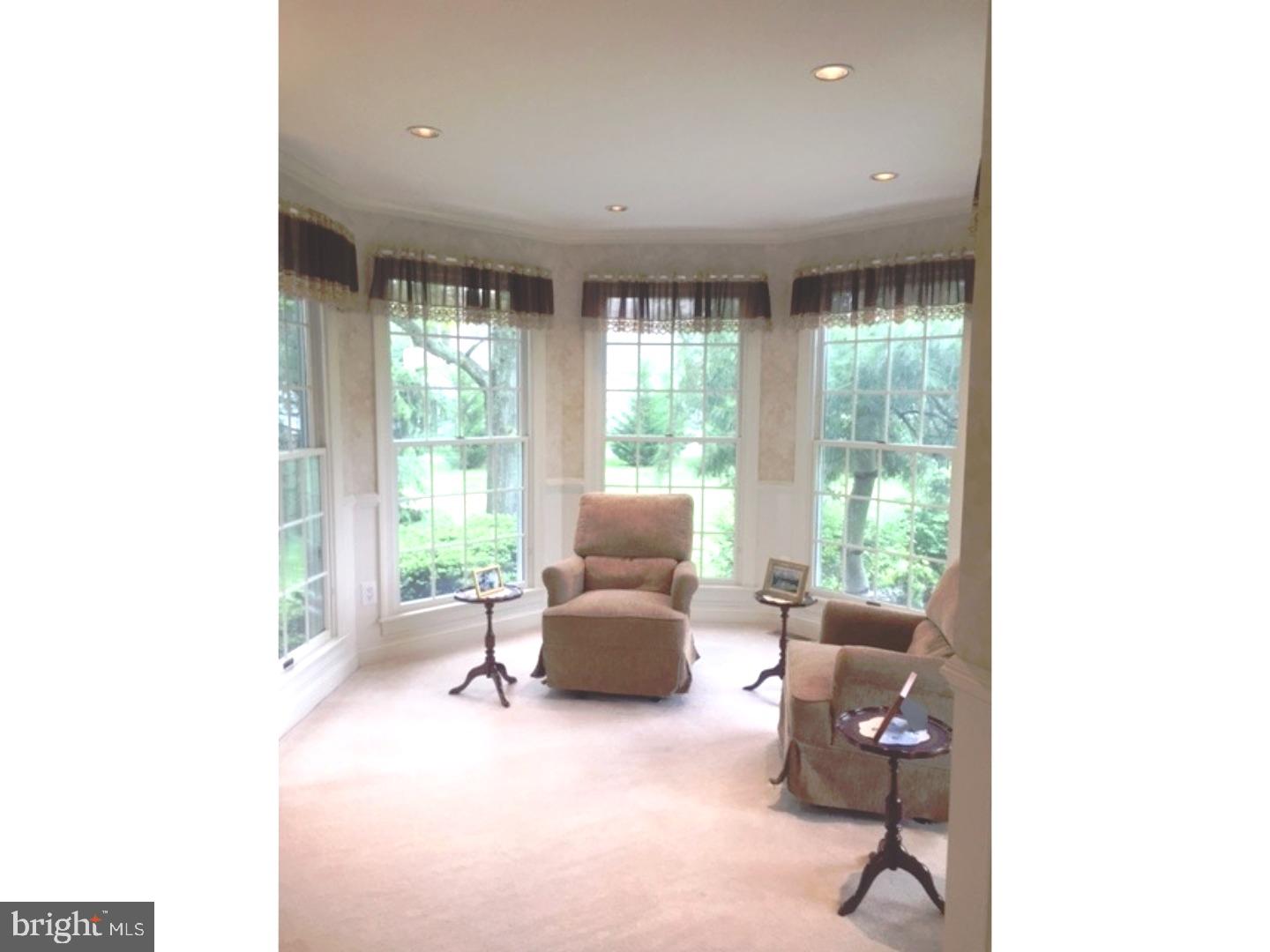 326 Heritage Road Sewell, NJ 08080 - Photo 6 of 25