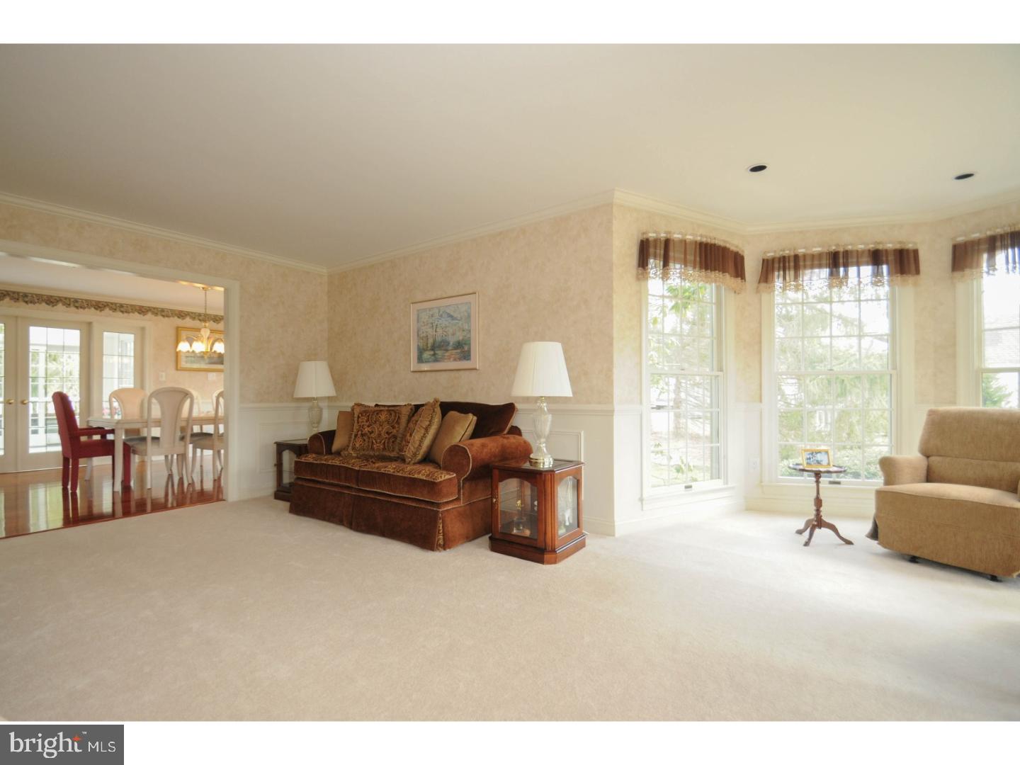 326 Heritage Road Sewell, NJ 08080 - Photo 7 of 25