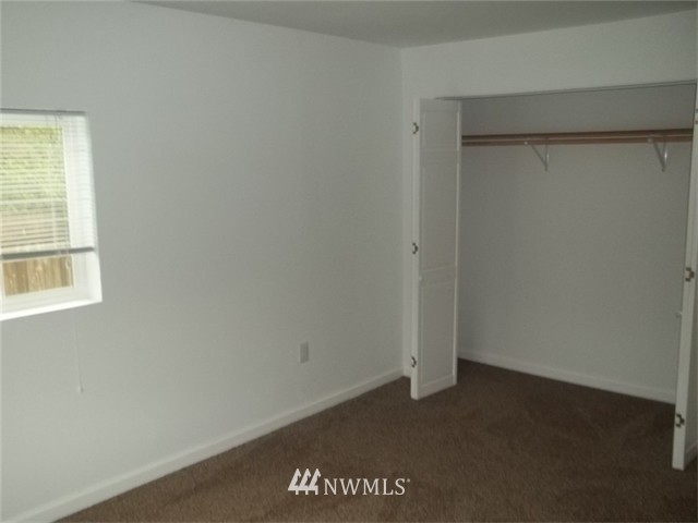 4948 Wishkah Road Aberdeen, WA 98520 - Photo 6 of 15 Gallery Image 6
