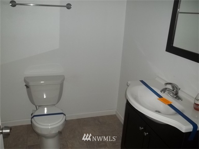 4948 Wishkah Road Aberdeen, WA 98520 - Photo 8 of 15 Gallery Image 8