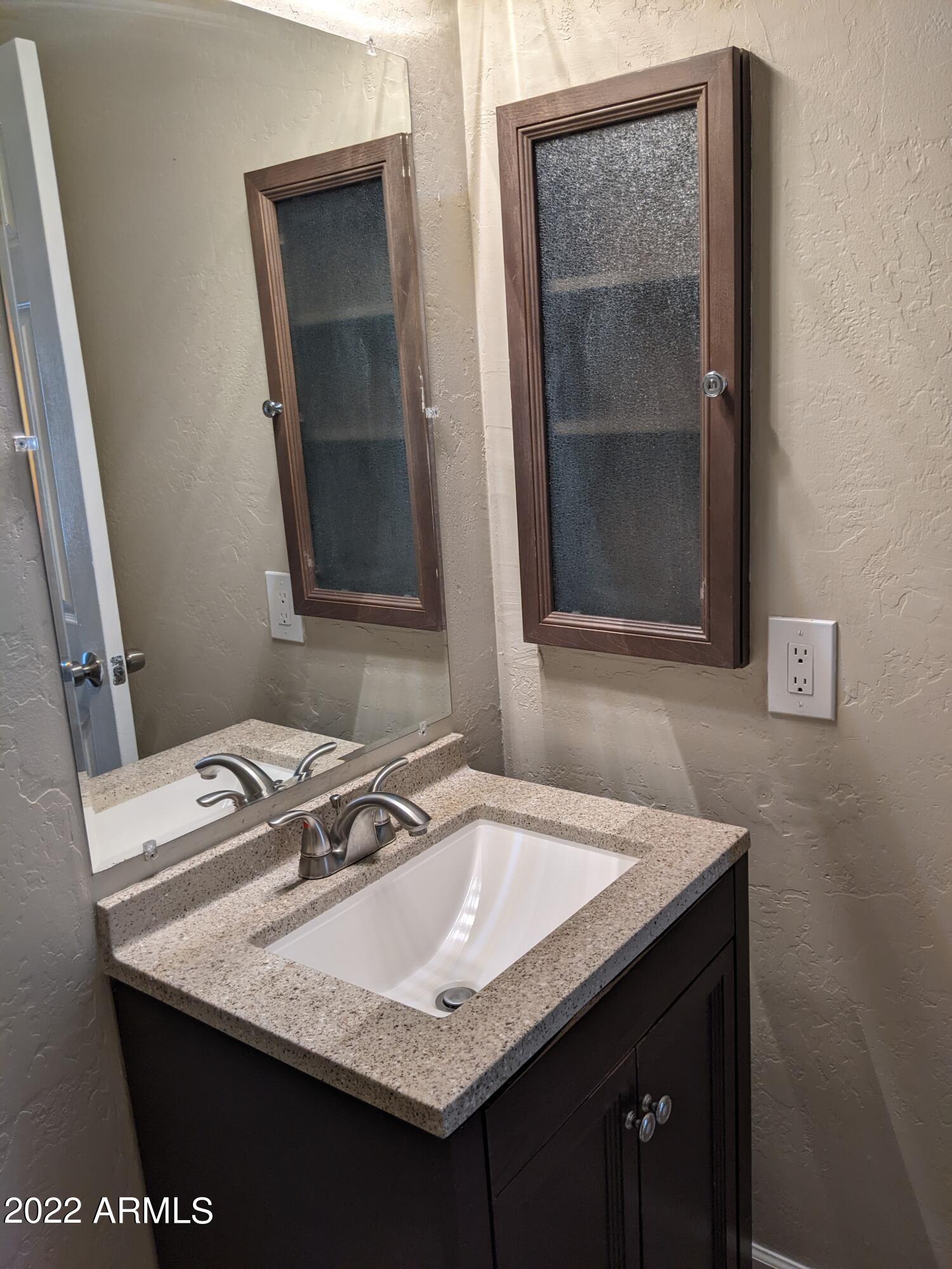 1401 East Mineral Road Gilbert, AZ 85234 - Photo 18 of 20 PXL_20220311_175328221