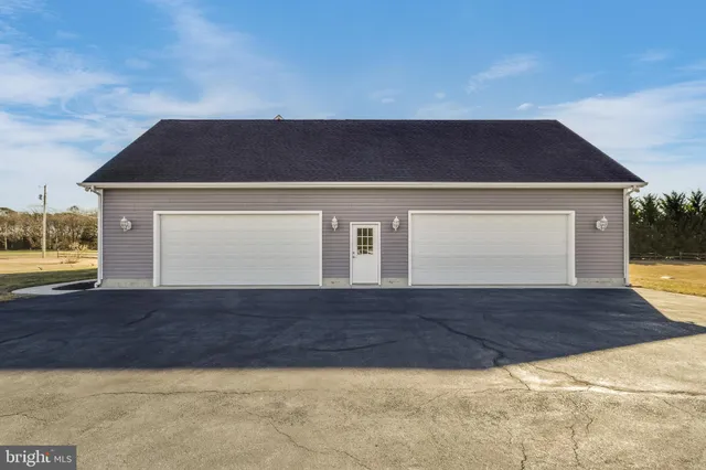 $685,000 | 12390 Deer Forest Road, Bridgeville, DE 19933