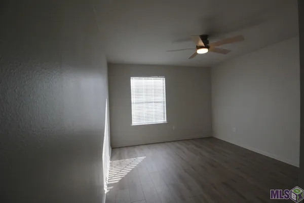 $2,200 | 10111 Jefferson Highway, Baton Rouge, LA 70809