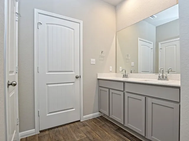 $1,975 | 610 Roaring Fork Lane, Bastrop, TX 78602