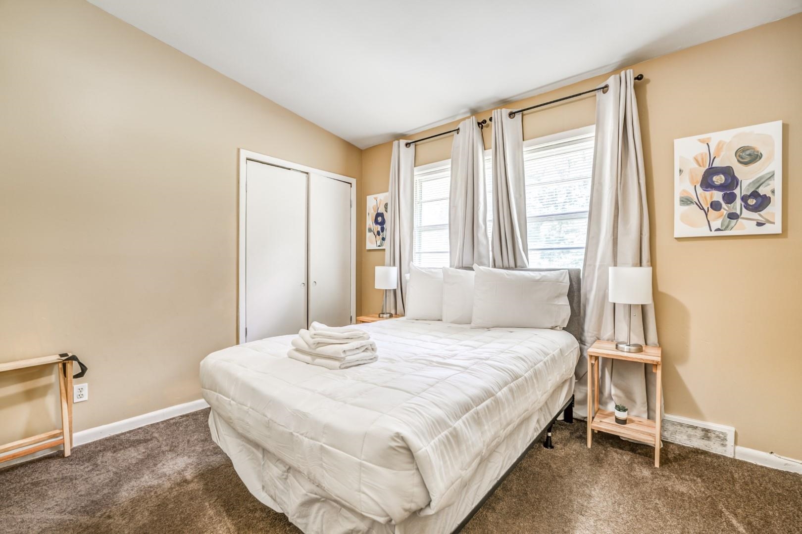 3661 McCorkle Road Memphis, TN 38116 - Photo 13 of 25 a bedroom with a bed and a window