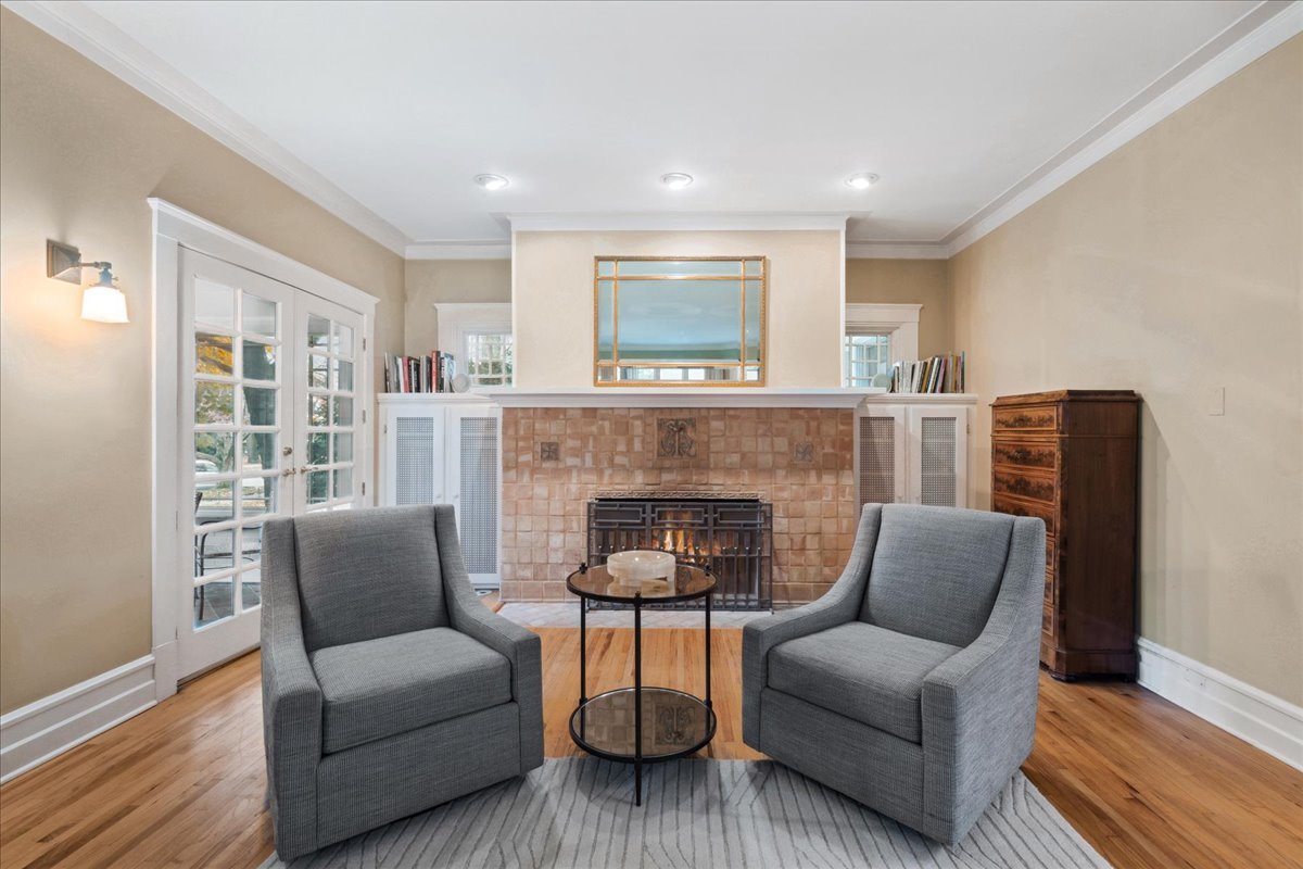 417 Abbotsford Road Kenilworth, IL 60043 - Photo 12 of 60 Gallery Image 12