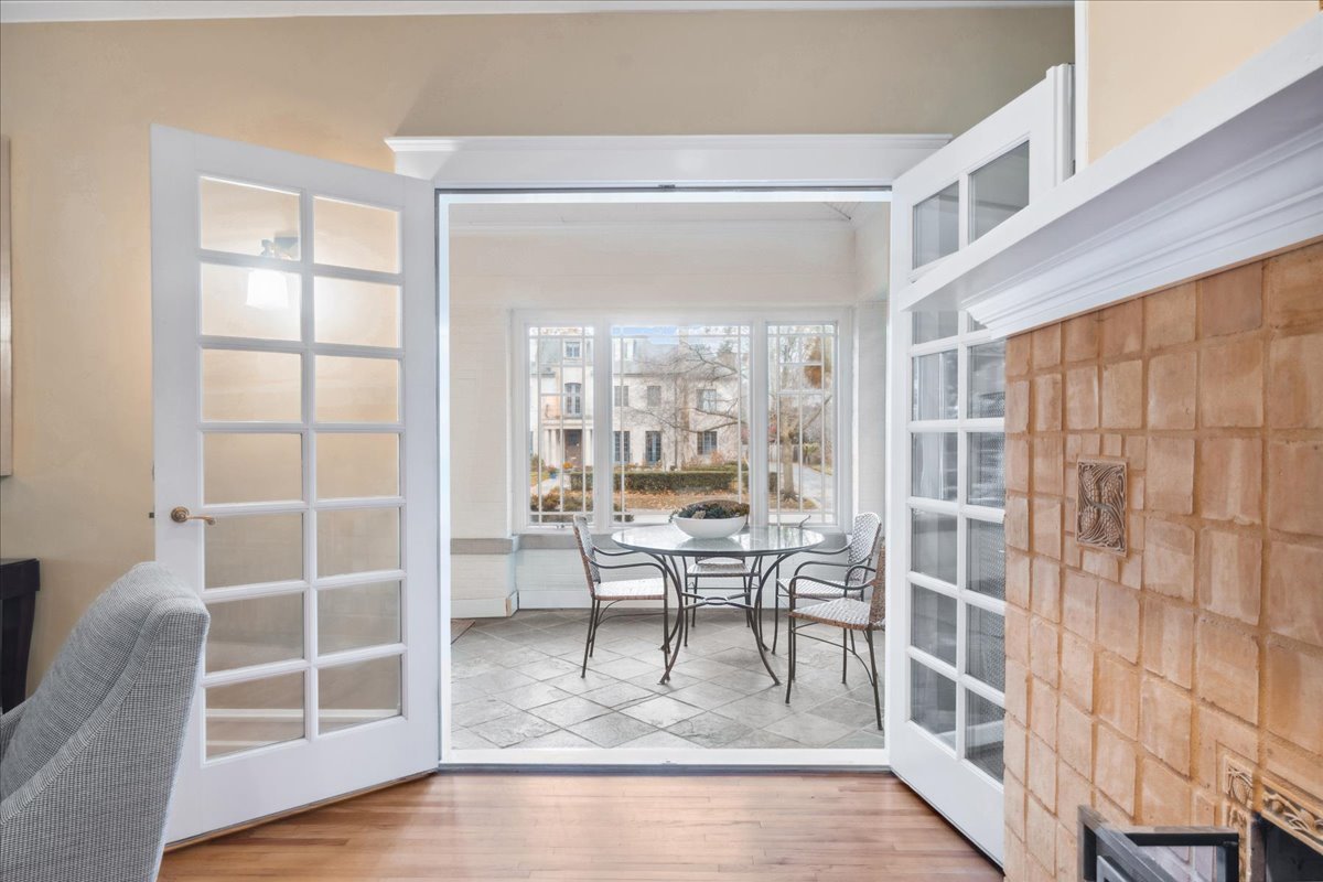 417 Abbotsford Road Kenilworth, IL 60043 - Photo 15 of 60 Gallery Image 15