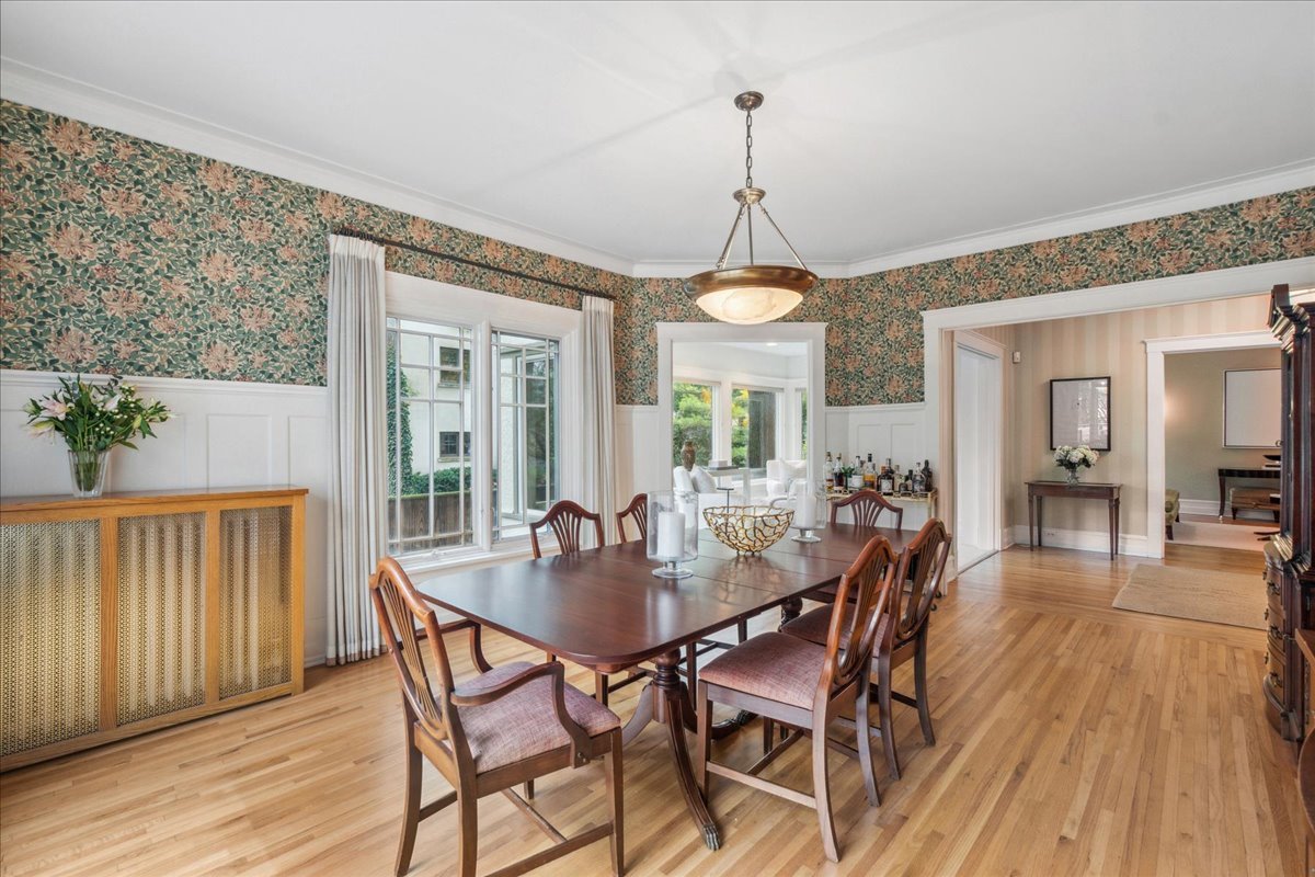 417 Abbotsford Road Kenilworth, IL 60043 - Photo 19 of 60 Gallery Image 19