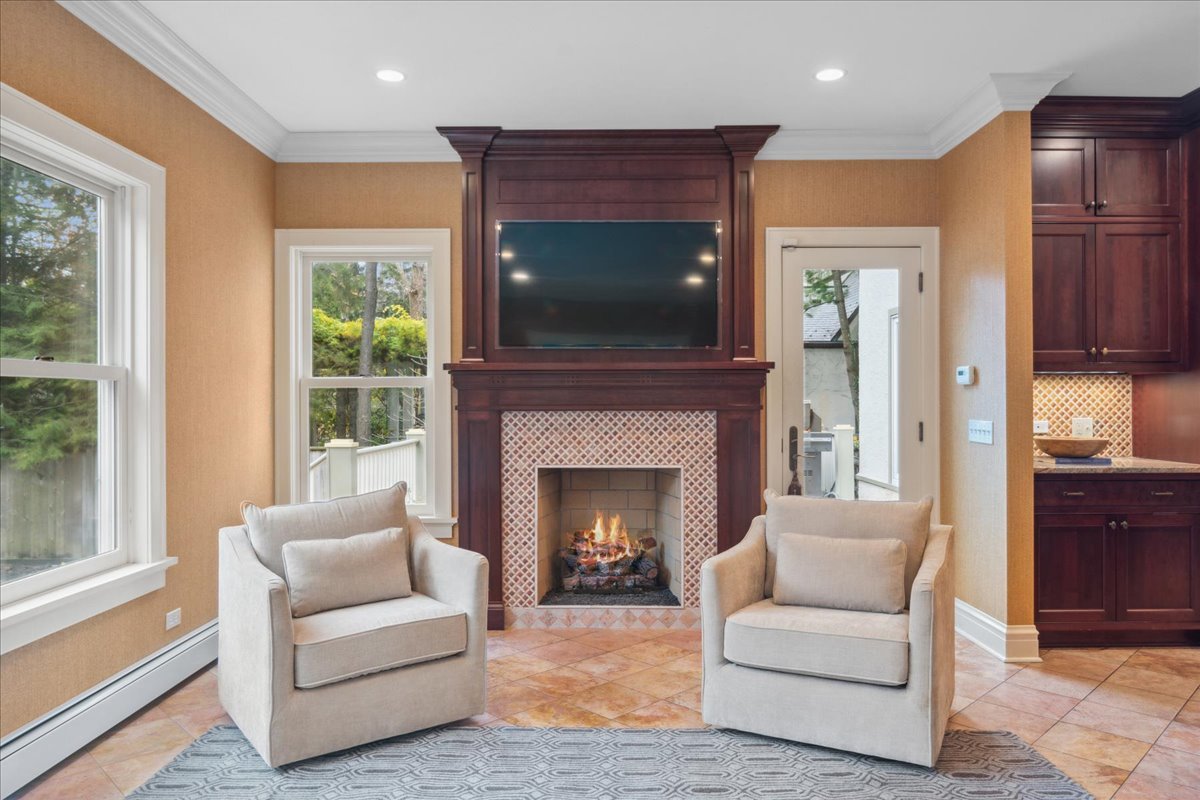 417 Abbotsford Road Kenilworth, IL 60043 - Photo 22 of 60 Gallery Image 22