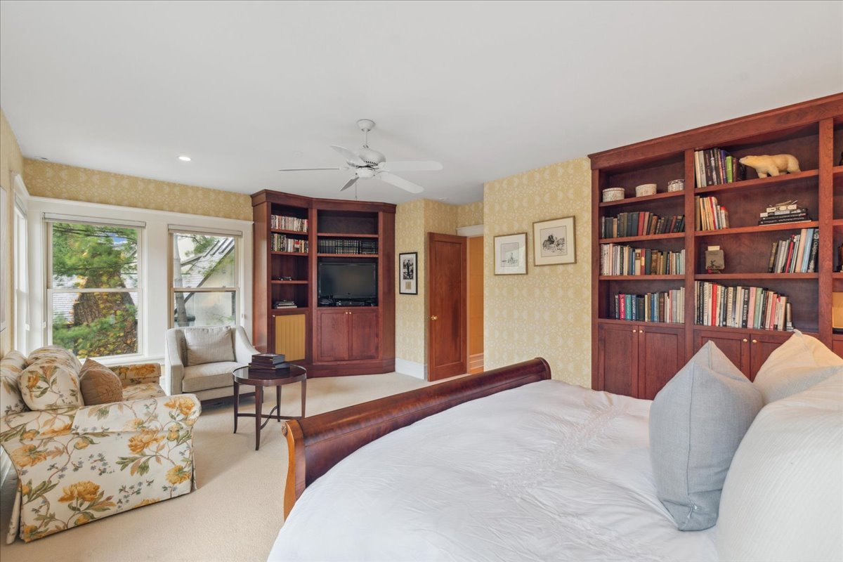 417 Abbotsford Road Kenilworth, IL 60043 - Photo 30 of 60 Gallery Image 30