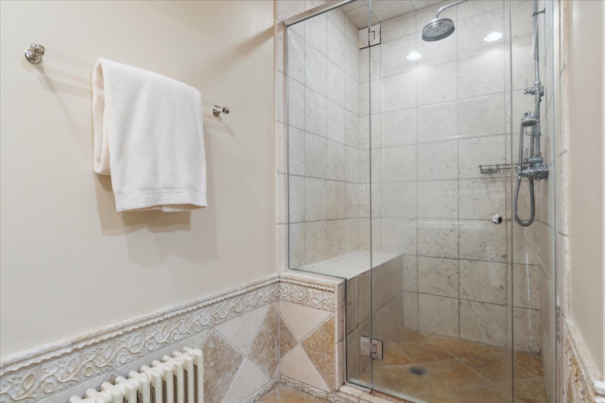 417 Abbotsford Road Kenilworth, IL 60043 - Photo 36 of 60 Gallery Image 36