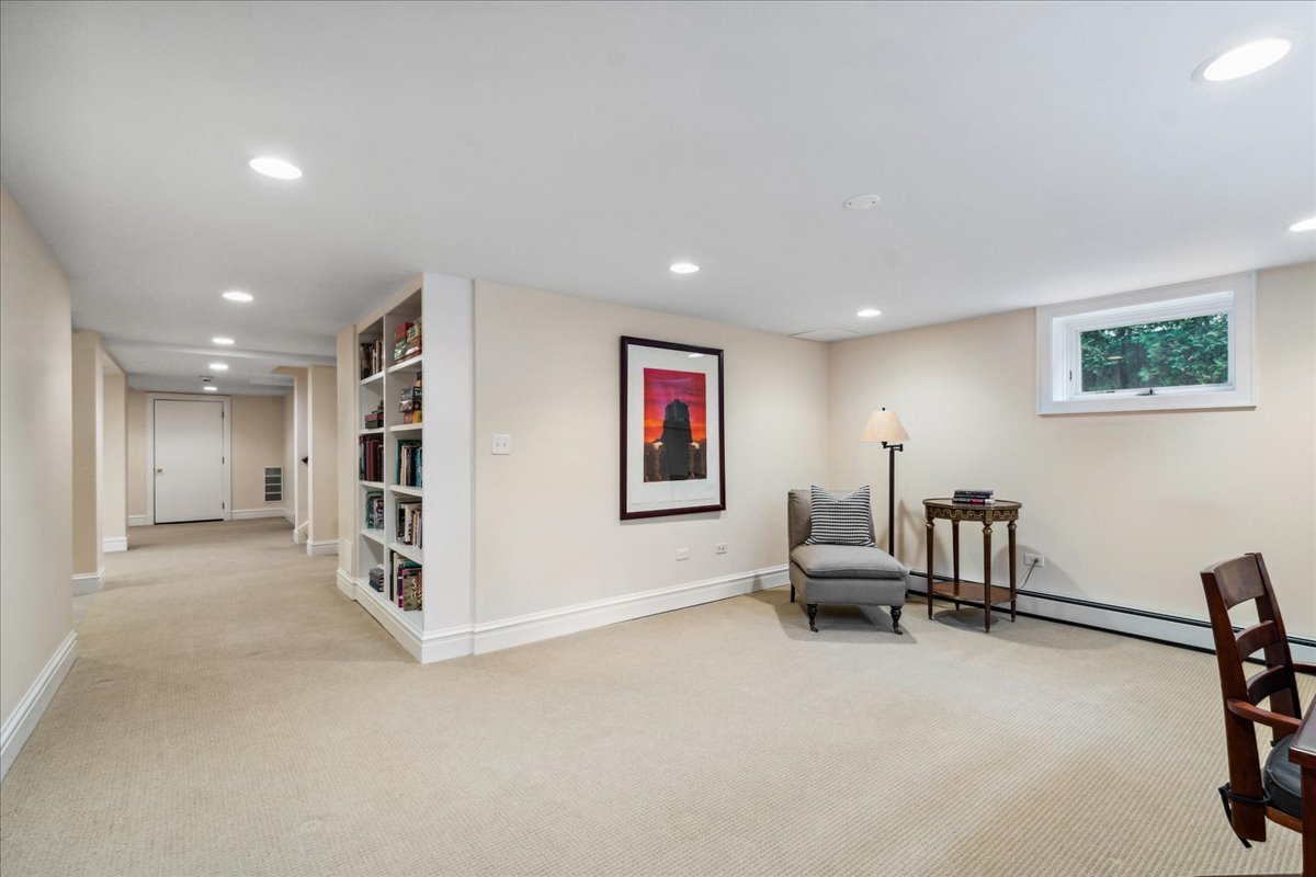 417 Abbotsford Road Kenilworth, IL 60043 - Photo 40 of 60 Gallery Image 40