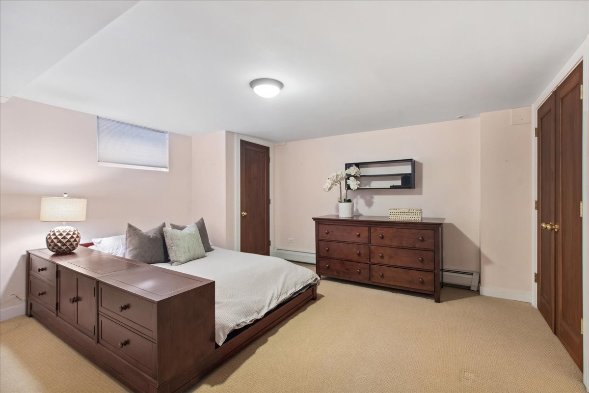 417 Abbotsford Road Kenilworth, IL 60043 - Photo 43 of 60 Gallery Image 43