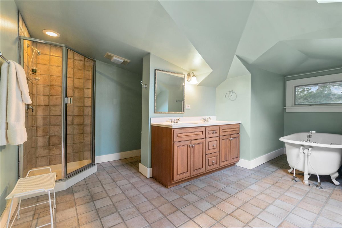 417 Abbotsford Road Kenilworth, IL 60043 - Photo 50 of 60 Gallery Image 50
