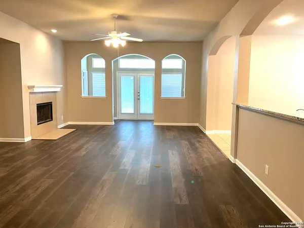$2,250 | 226 Maidstone Cove, Cibolo, TX 78108